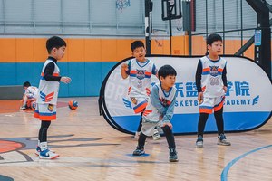 小学生三年级篮球训练全套视频